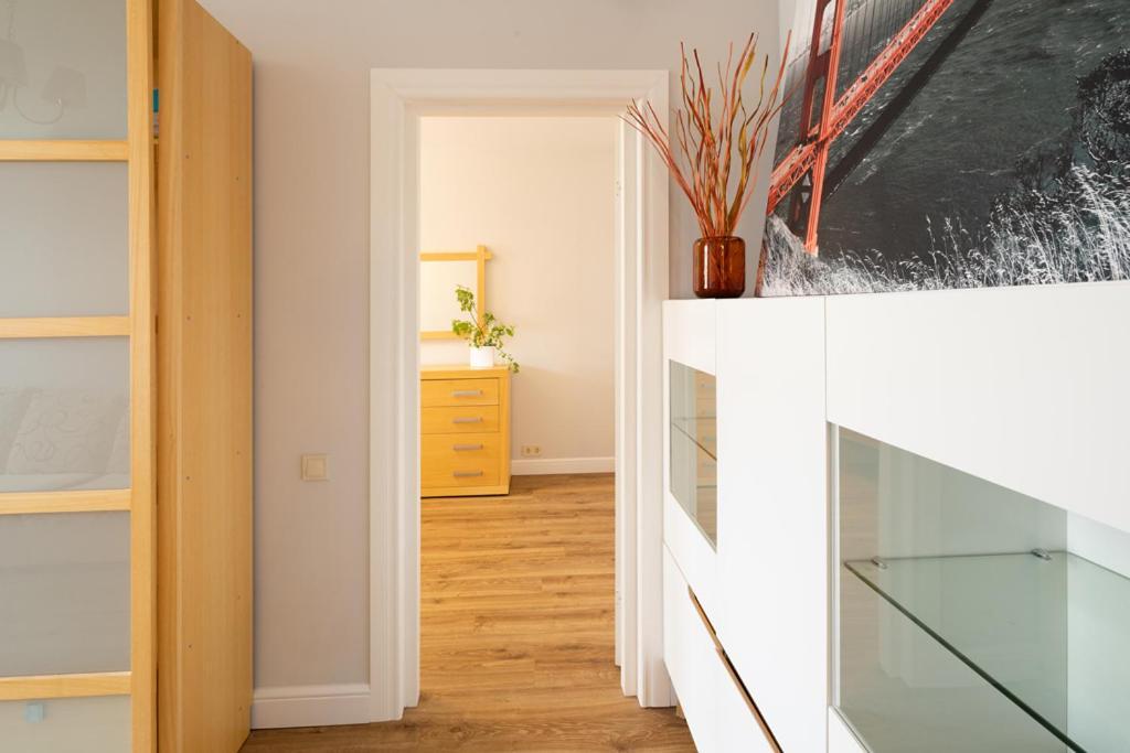 Cozy 2 Bedroom Apartment In Riga Centre Экстерьер фото