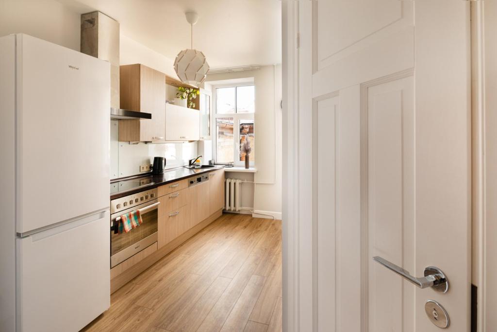 Cozy 2 Bedroom Apartment In Riga Centre Экстерьер фото